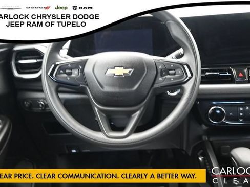 Used 2025 Chevrolet TrailBlazer LT AWD/4WD image 30
