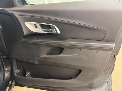 Used 2014 Chevrolet Equinox LS AWD/4WD image 26