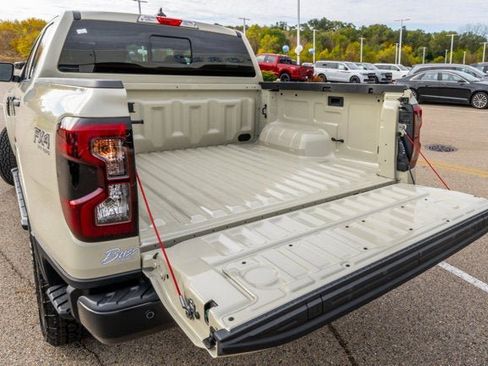 New 2025 Ford Ranger XLT w/ FX4 Off-Road Package image 45