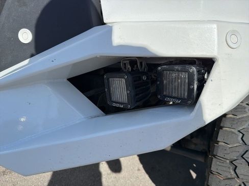Used 2017 RAM 2500 Laramie w/ Sport Appearance Group AWD/4WD image 11