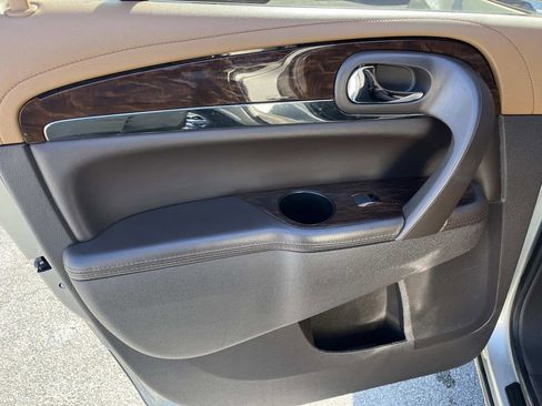 Used 2014 Buick Enclave Premium w/ Trailering Provision Package image 17