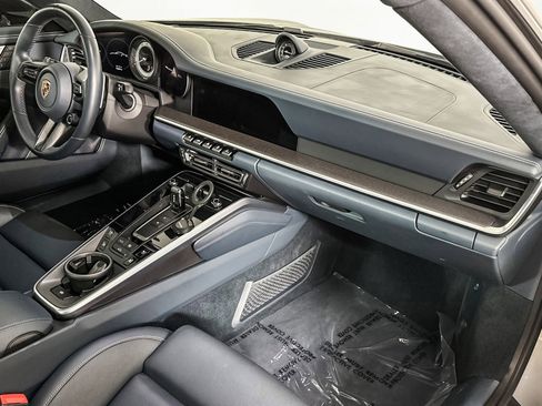 Used 2022 Porsche 911 Turbo S image 31