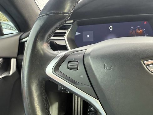 Used 2016 Tesla Model S 90D image 13