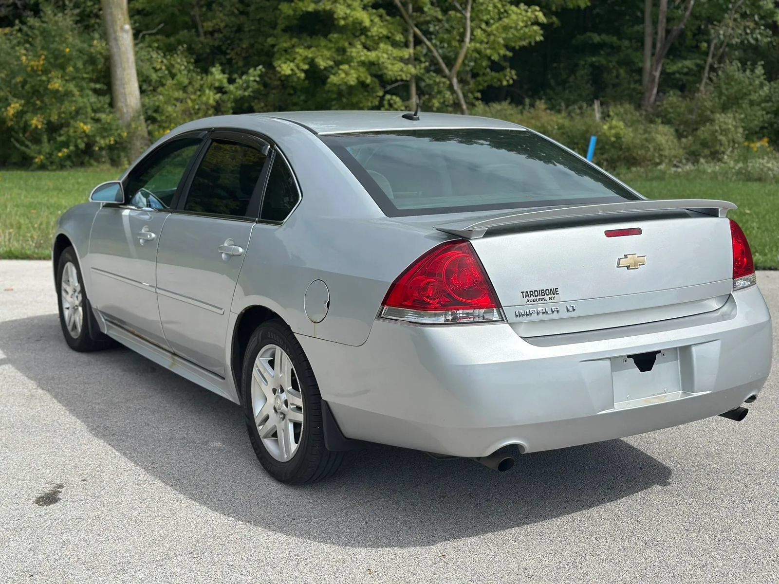 Used 2012 Chevrolet Impala LT FWD image 7