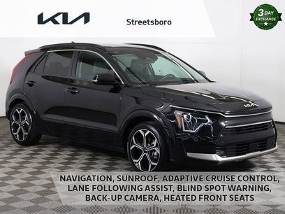 Used 2023 Kia Niro EX Touring