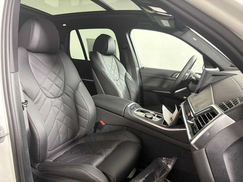 New 2026 BMW X5 xDrive40i w/ M Sport Package AWD/4WD image 21