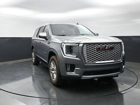 Used 2024 GMC Yukon Denali AWD/4WD image 5