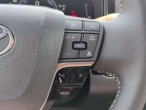 New 2026 Toyota Camry SE FWD image 20