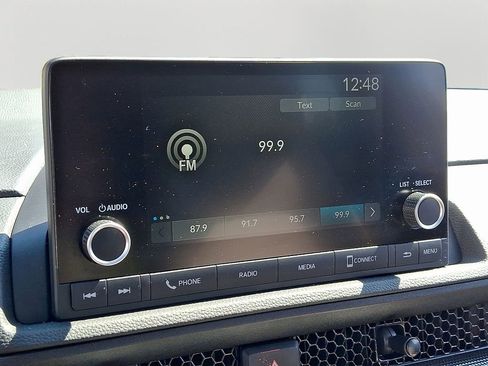 Used 2025 Honda CR-V EX image 18