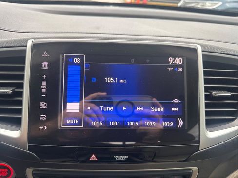 Used 2018 Honda Pilot EX-L image 12