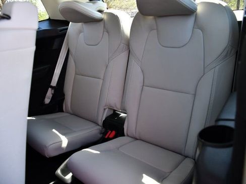 New 2026 Volvo XC90 B6 Ultra w/ Protection Package AWD/4WD image 16