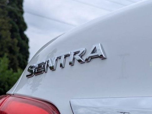 Used 2019 Nissan Sentra S FWD image 28