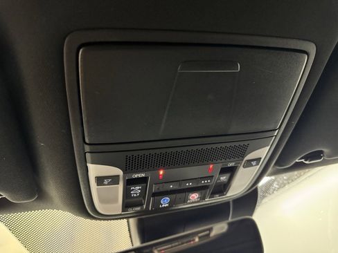 Used 2019 Acura TLX w/ Technology & A-SPEC Pkg image 34