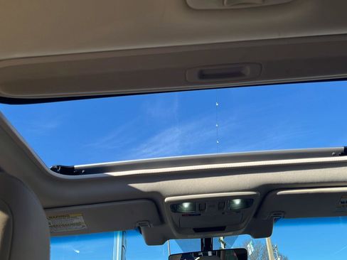 Used 2018 Subaru Outback 3.6R Limited image 10