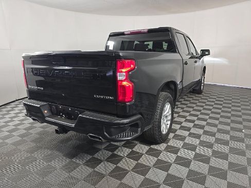 Used 2021 Chevrolet Silverado 1500 RST AWD/4WD image 2