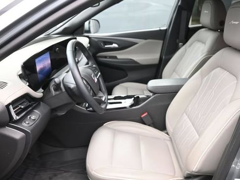 Used 2025 Buick Envista Avenir FWD image 10