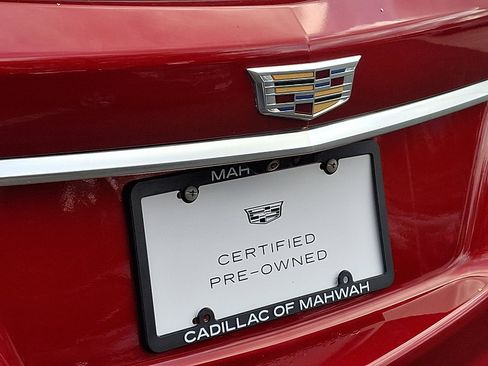 Used 2021 Cadillac XT5 Premium Luxury image 37