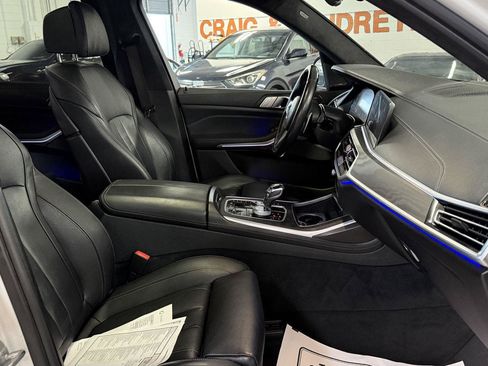 Used 2020 BMW X7 M50i w/ Executive Package AWD/4WD image 14