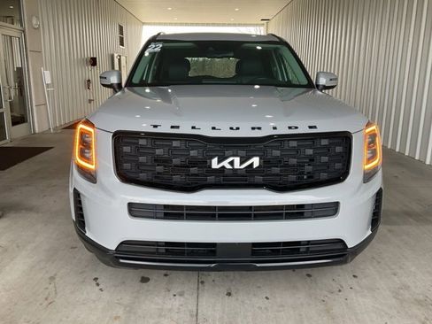 Used 2022 Kia Telluride EX w/ EX Premium Package image 28