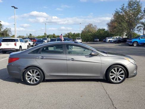 Used 2012 Hyundai Sonata SE w/ Navigation & Sunroof Pkg image 10