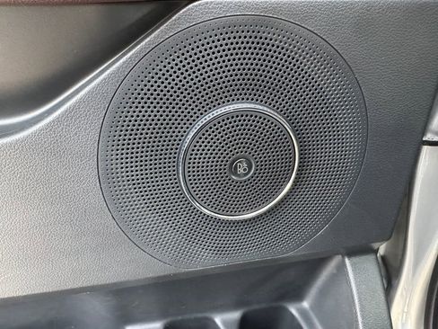 Used 2023 Ford Expedition Limited image 20