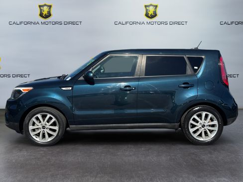 Used 2018 Kia Soul + w/ Audio Package FWD image 2