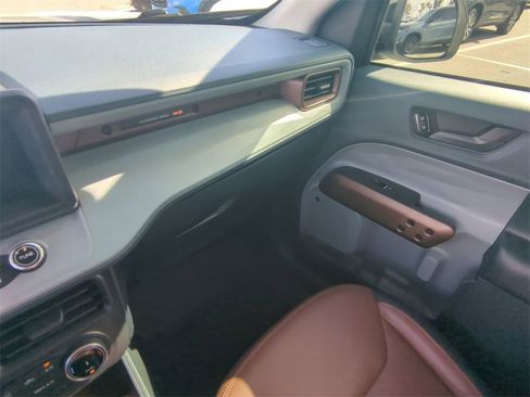 Used 2024 Ford Maverick Lariat image 16