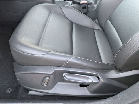 Used 2017 Volkswagen Golf Alltrack SE image 24