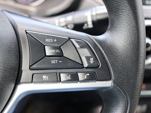 Used 2024 Nissan Sentra SV FWD image 28