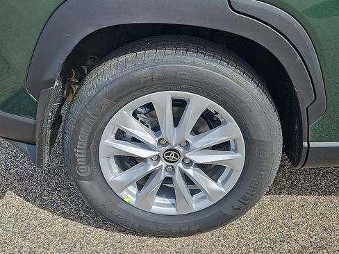 New 2026 Toyota Corolla Cross LE image 5