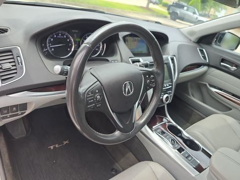 Used 2015 Acura TLX V6 w/ Technology Package FWD image 15