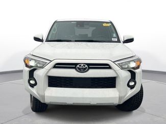 Used 2023 Toyota 4Runner SR5 video 3