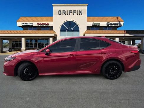Used 2026 Toyota Camry LE FWD image 10