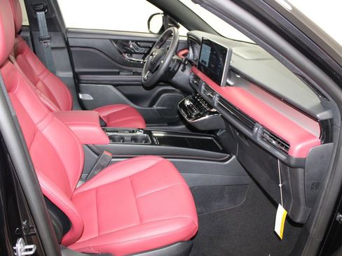 New 2026 Lincoln Corsair Reserve w/ Jet Appearance Package image 28