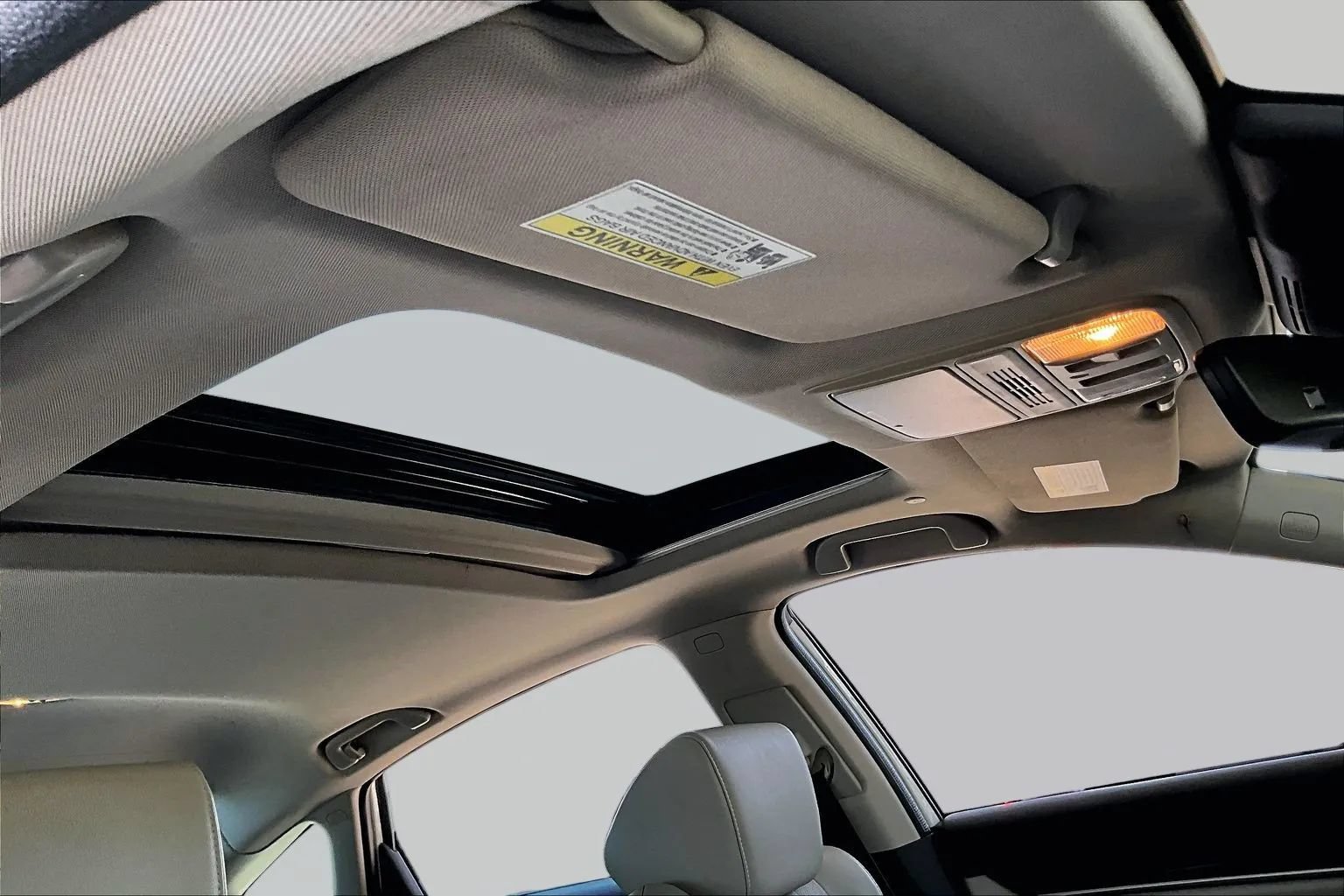 Used 2018 Honda Accord EX-L image 24