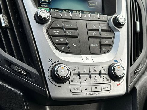 Used 2016 Chevrolet Equinox LT w/ Convenience Package image 21