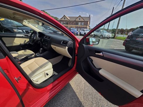 Used 2014 Volkswagen Jetta TDI FWD image 15