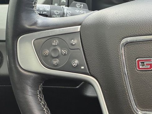 Used 2017 GMC Yukon SLT w/ Open Road Package image 17