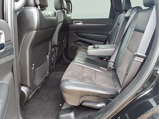 Used 2020 Jeep Grand Cherokee Altitude AWD/4WD image 20