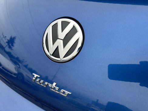 Used 2013 Volkswagen Beetle Turbo Fender image 7
