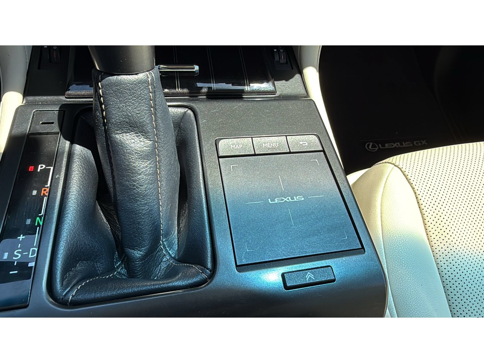 Used 2023 Lexus GX 460 Premium AWD/4WD image 28