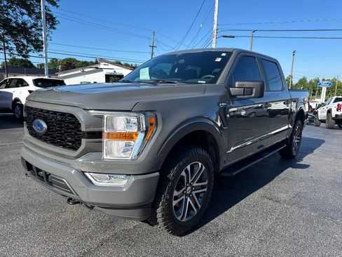 Used 2021 Ford F150 XL w/ STX Appearance Package AWD/4WD image 4