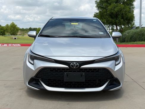 Used 2024 Toyota Corolla SE FWD image 2