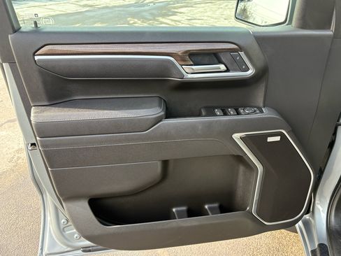 Used 2025 Chevrolet Silverado 1500 RST image 13