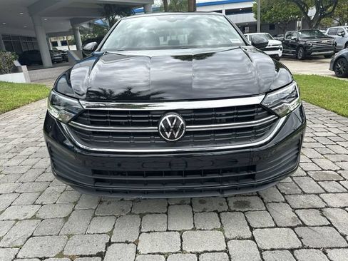 Used 2024 Volkswagen Jetta SE FWD image 19