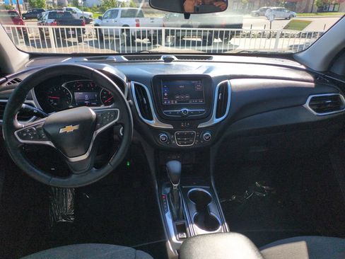 Used 2024 Chevrolet Equinox LT AWD/4WD image 12