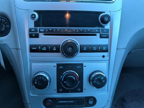 Used 2010 Chevrolet Malibu LT w/ Premium Mat Package FWD image 18