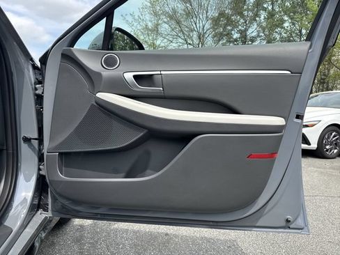 New 2026 Hyundai Sonata SEL AWD/4WD image 16