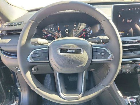 New 2026 Jeep Compass Latitude AWD/4WD image 20