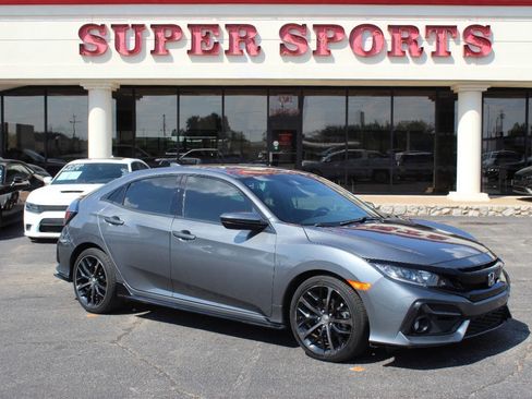 Used 2021 Honda Civic Sport image 1